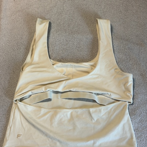 Light yellow fabletics legging and top set - Picture 5 of 6